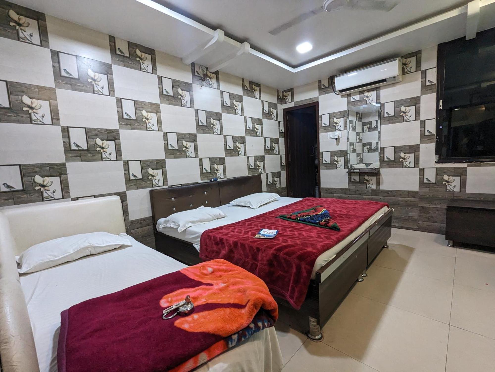 Hotel Shikhar Inn Ujjain Exterior photo